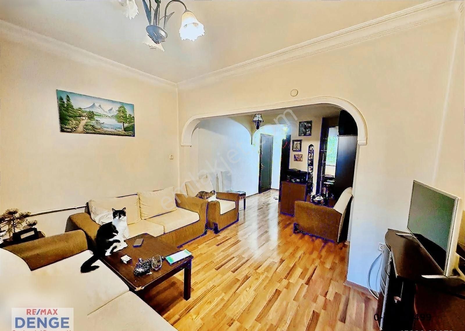 Kadıköy Erenköy Mahallesınde 2+1 Gırışkat Satılık Daıre
