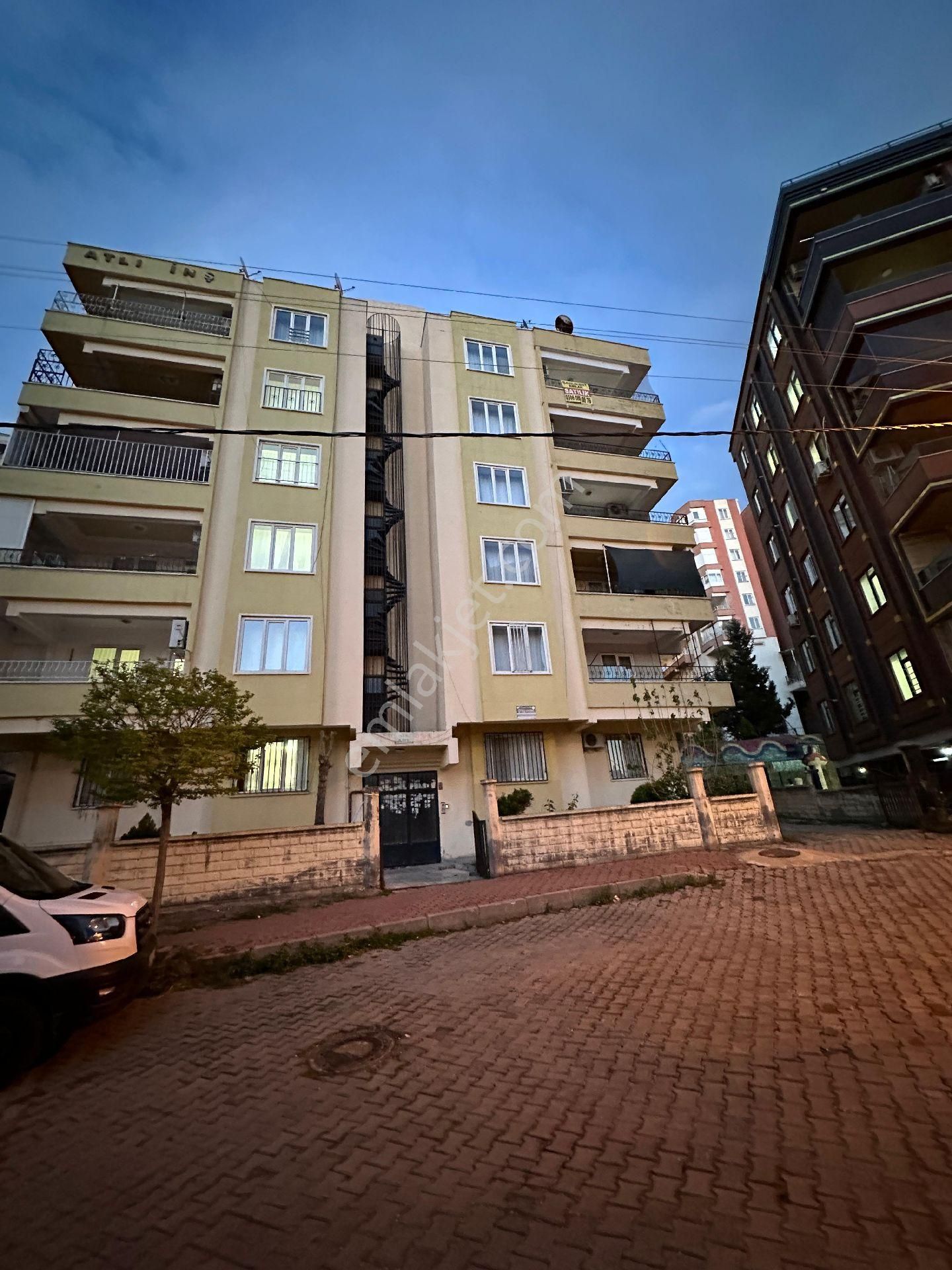 Acill Satılık 3+1 Narlıkuyu