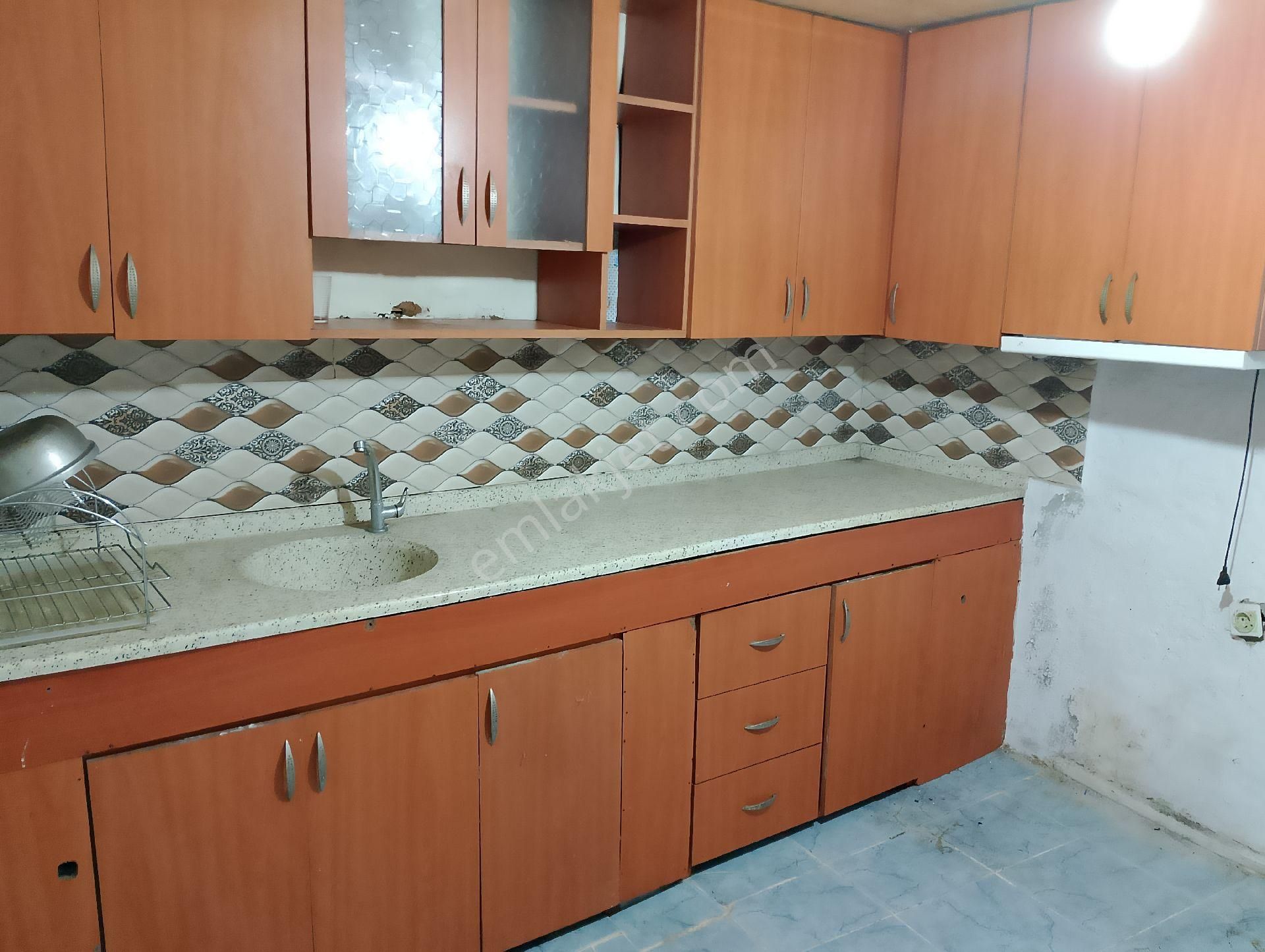 Bergama Talatpaşa Mahallesinde Satılık Müstakil Ev
