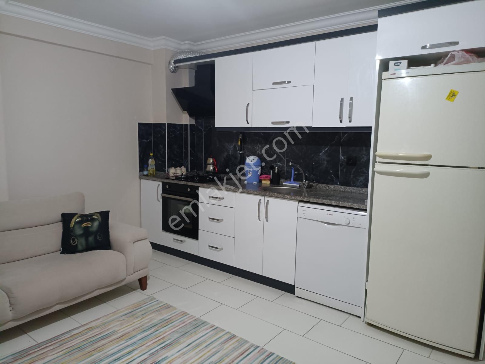 Söke Yenıkent Mh Üniversiteye Yakın Kiralık Daire Eşyalı Doğalgazlı 2+1