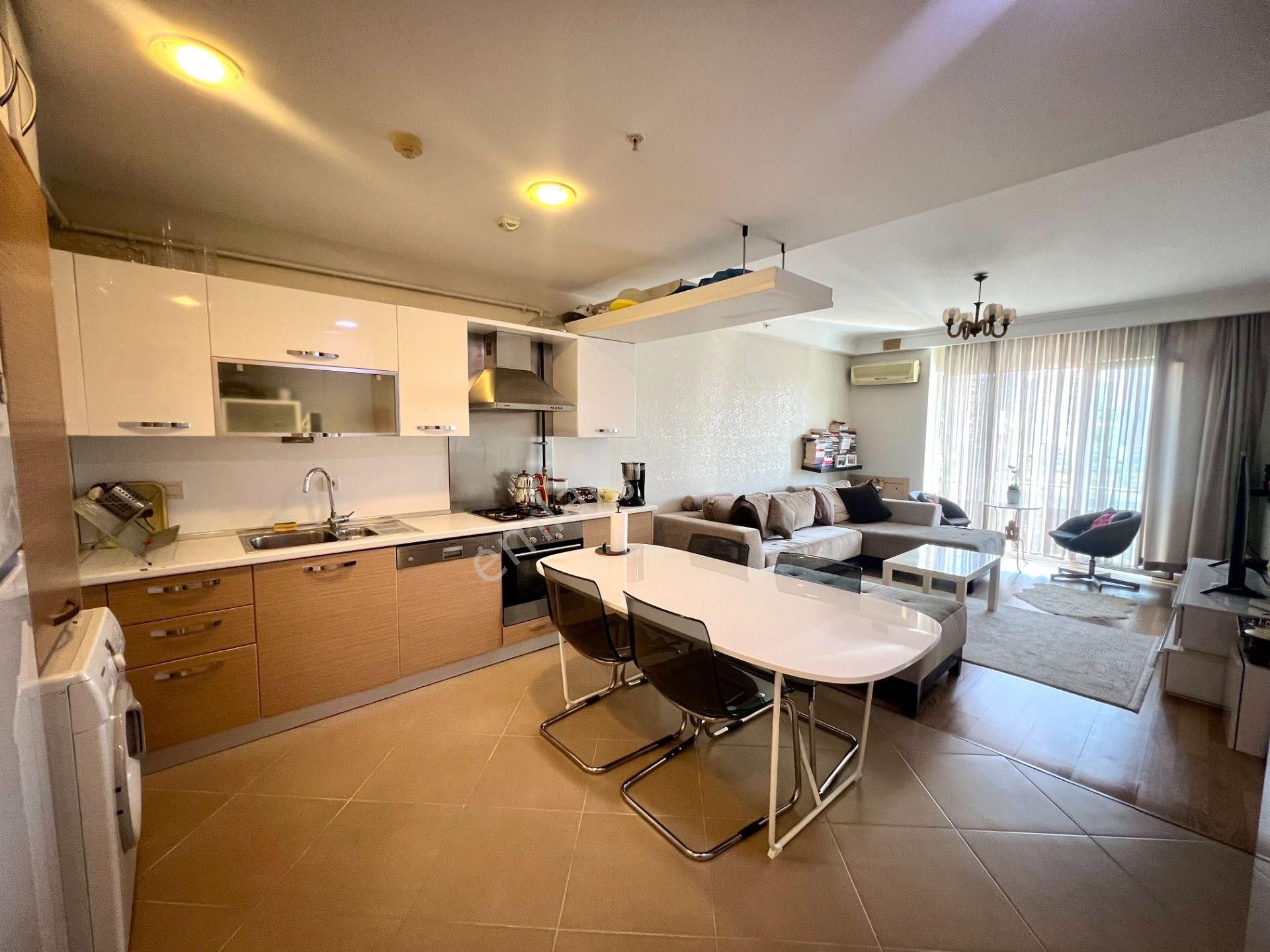 Spradon Quartz Bahçeşehir Akik Blokları 1+1 Kiralık Eşyalı Daire