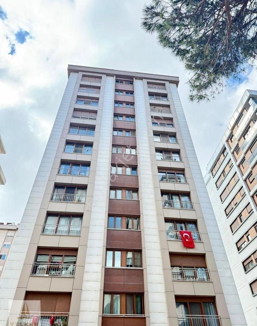 Caddebostan Tanzimat'ta 3+1 Çamaşır Odalı Ebeveynli Yelken'den