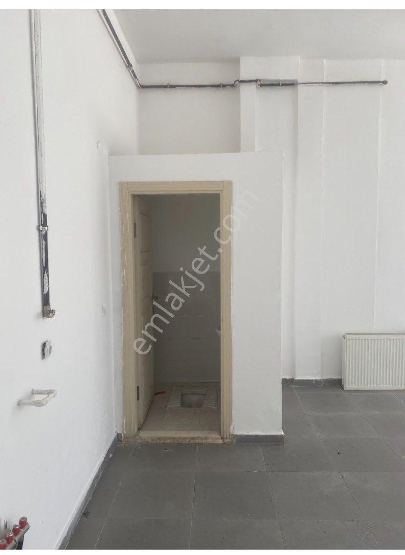 Sahibinden 71 M2 Satlık Dükkan - Görsel 4