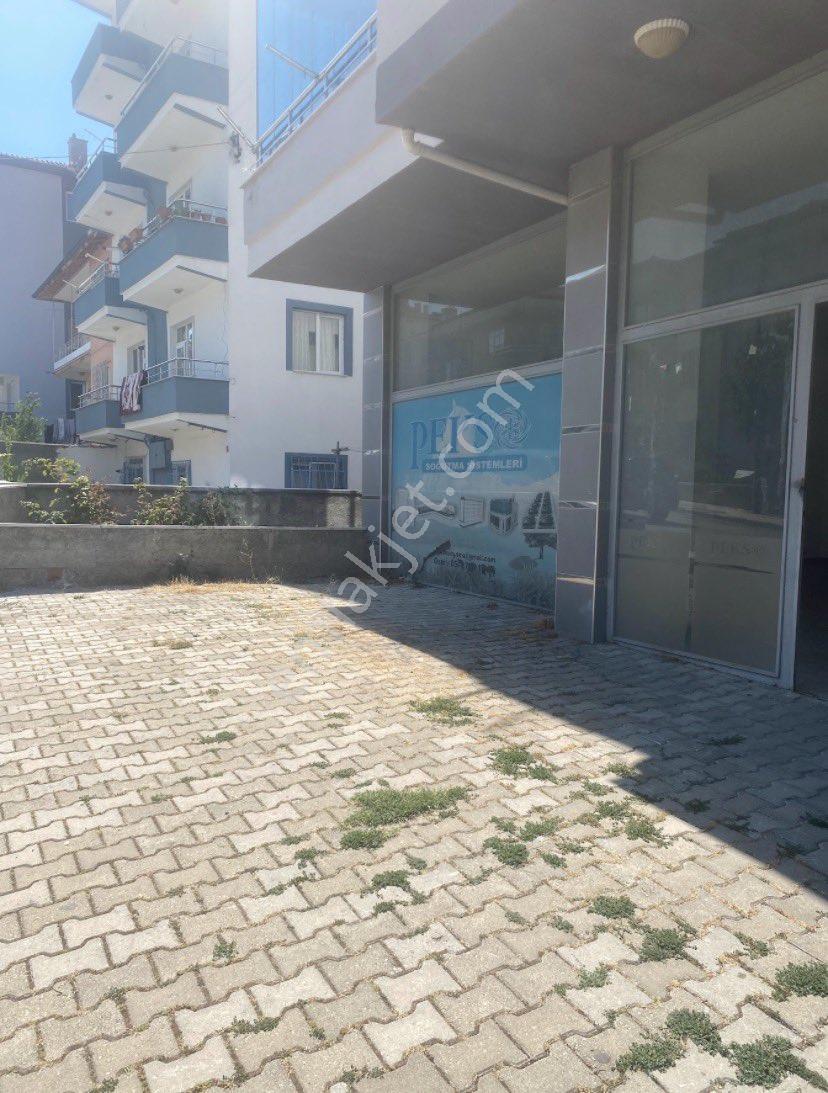 Sahibinden 71 M2 Satlık Dükkan - Görsel 12