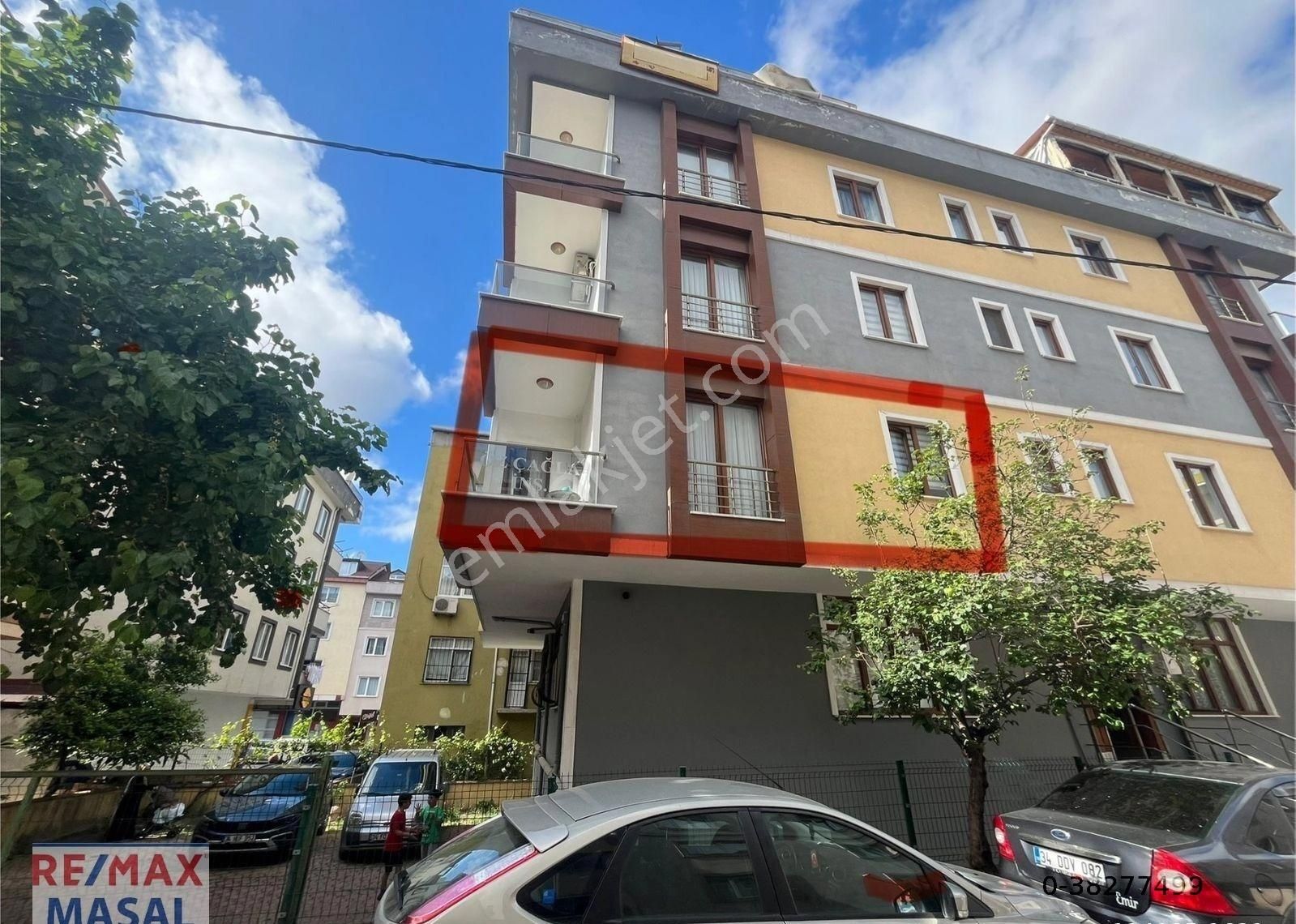Sarıgazi Metroya Yürüme Mesafesinde Satılık 2+1 Daire