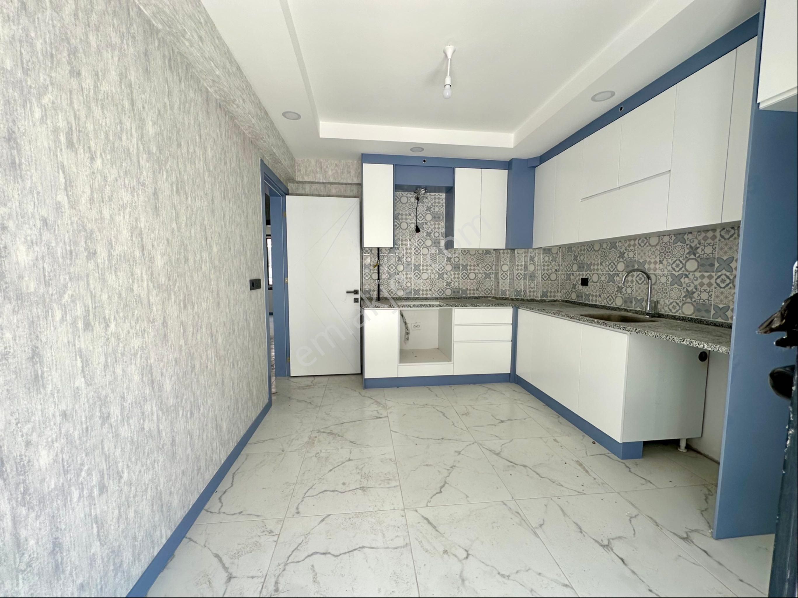 Kiremitçide 2+1 110 M2 Sıfır Asansörlü Arakat Acil Satılık Daire
