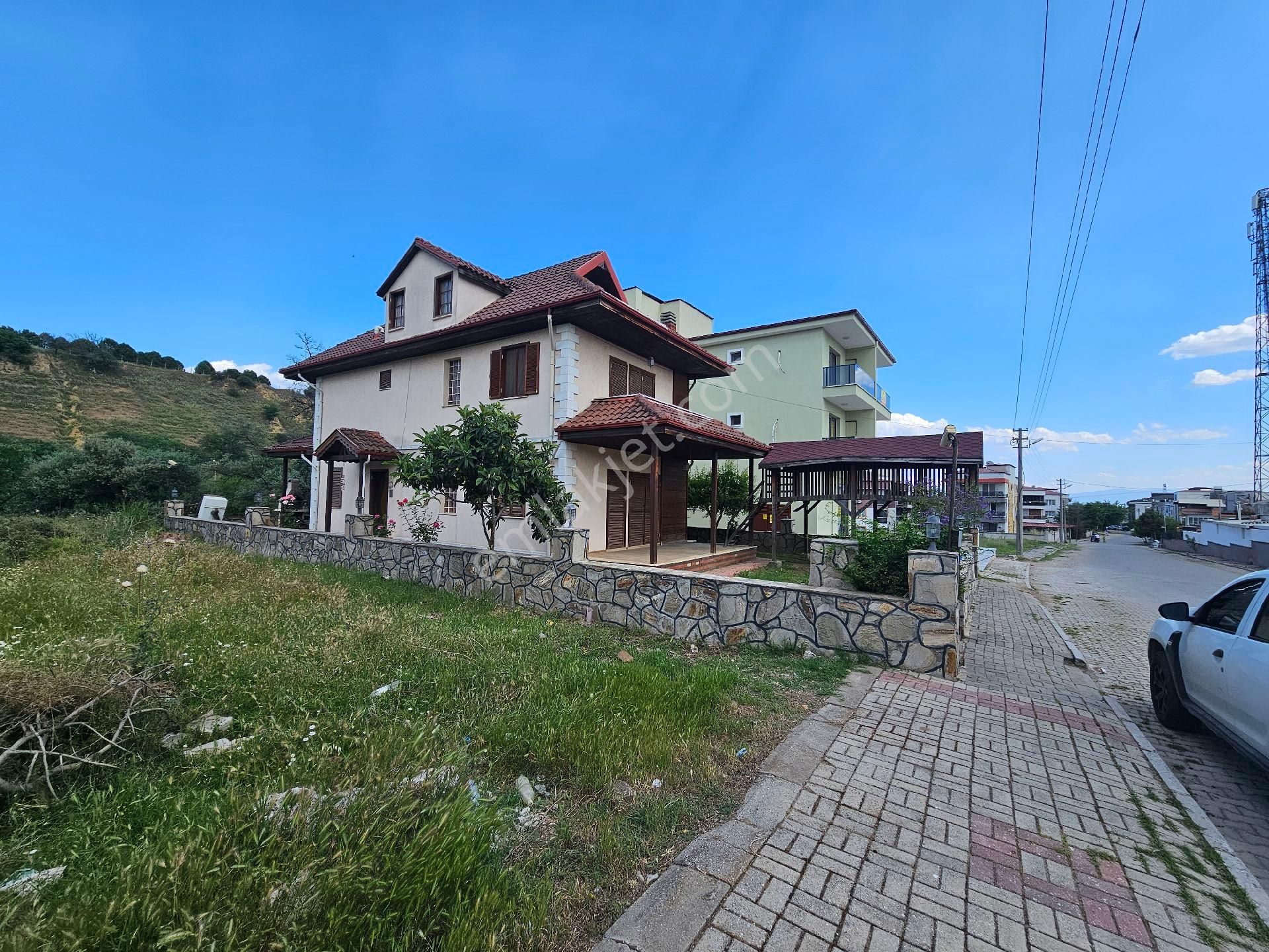 Majestic Manors - İsabeylide Satılık Müstakil Tripleks Villa - Görsel 33