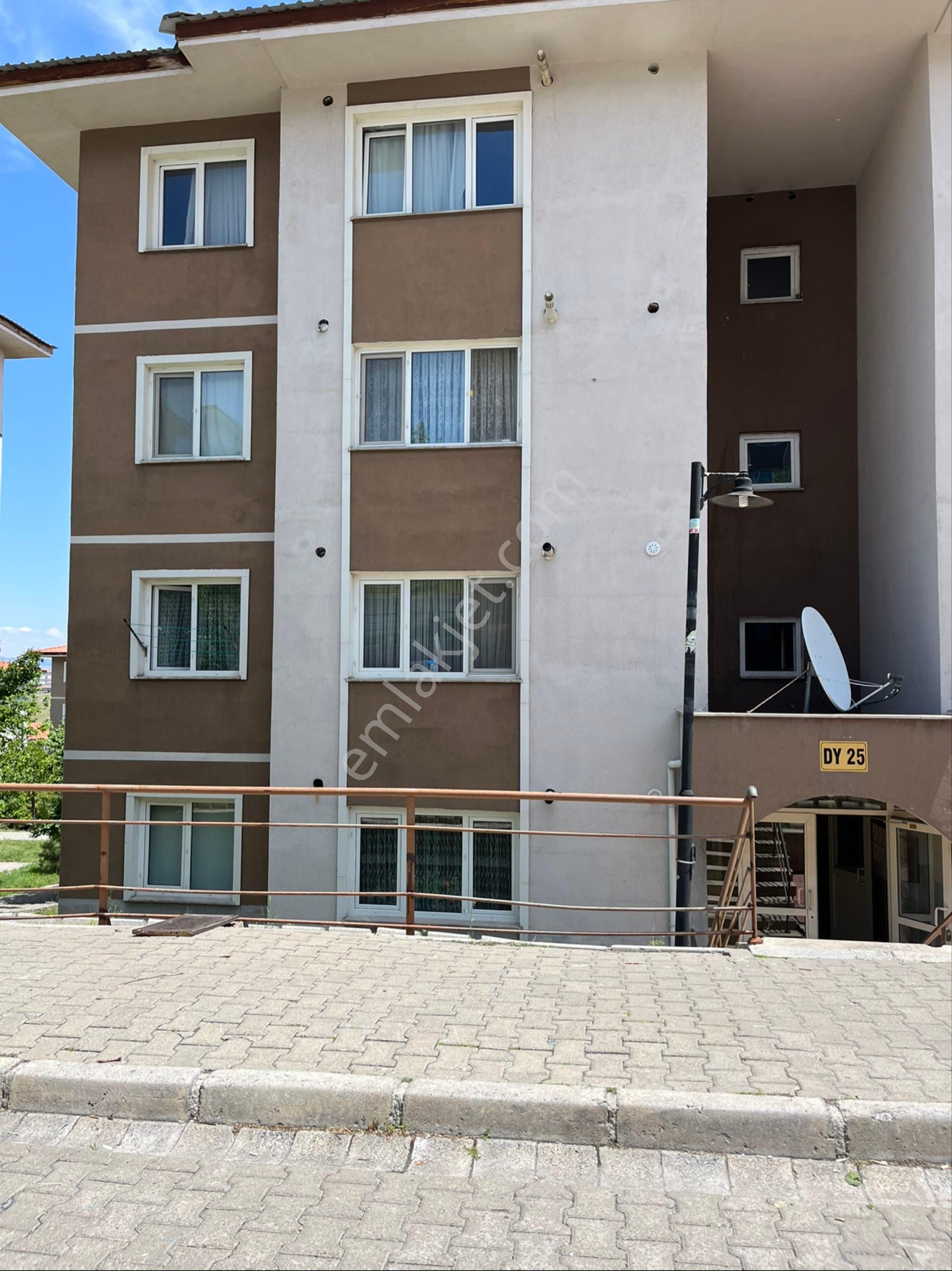 Toki 8. Bölgede İçi Full Yapılı 65m2lik Tapulu Daire