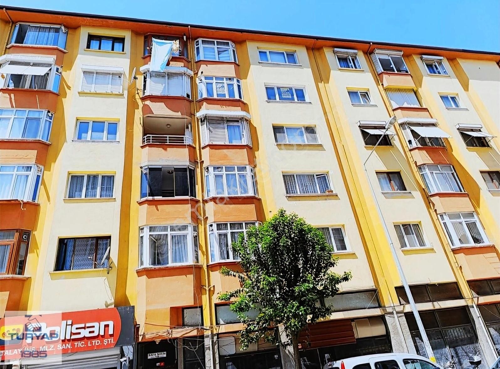 Yalova Merkezde 4 Kat Asansörlü 130 M2 3+1 Kiralık Daire