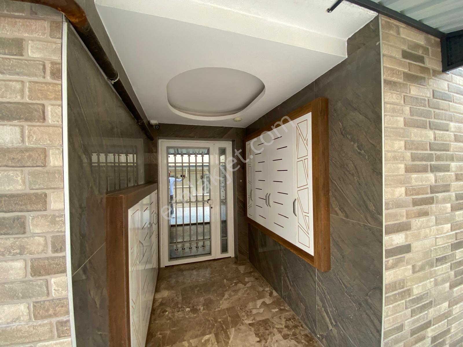 Buca İşçievleri'nde; Konak Ve Şirinyer'e Çok Yakın Kiralık Kullanışlı 2+1 Daire - Görsel 8