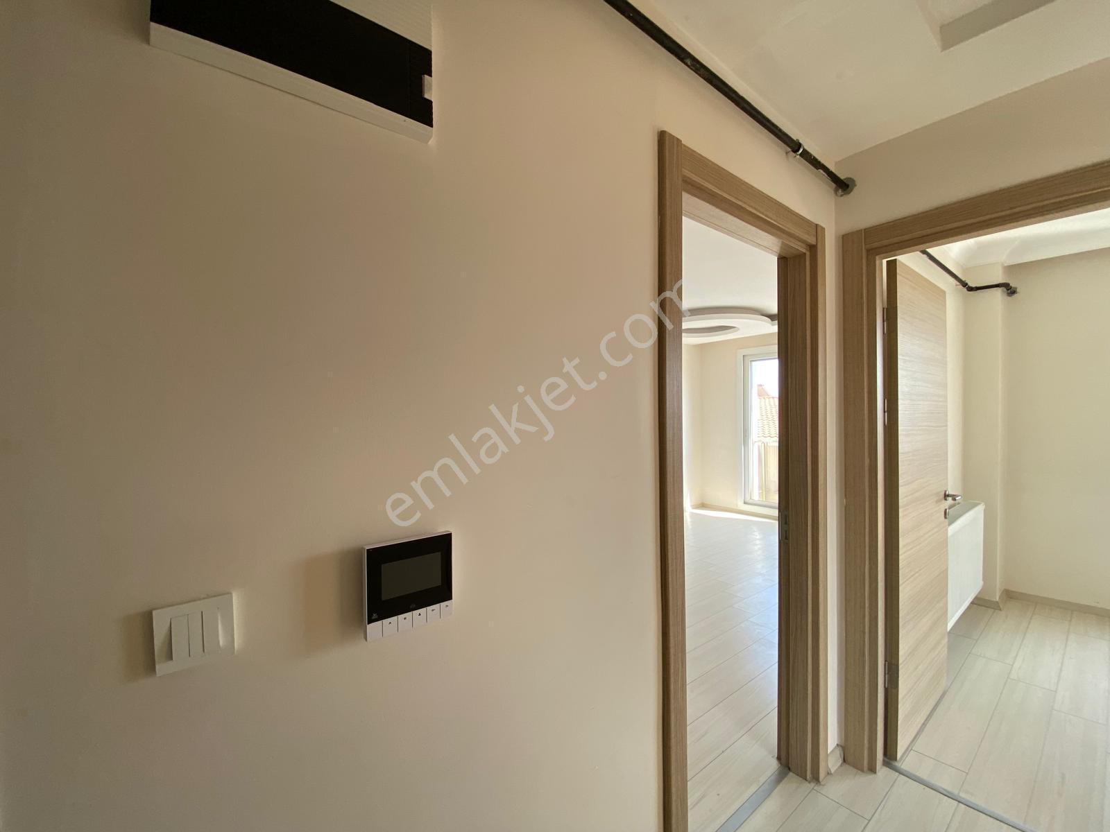 Buca İşçievleri'nde; Konak Ve Şirinyer'e Çok Yakın Kiralık Kullanışlı 2+1 Daire - Görsel 22