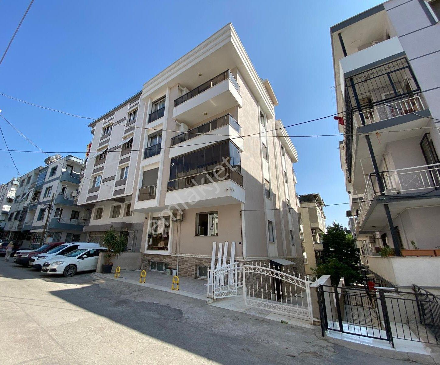 Buca İşçievleri'nde; Konak Ve Şirinyer'e Çok Yakın Kiralık Kullanışlı 2+1 Daire - Görsel 34