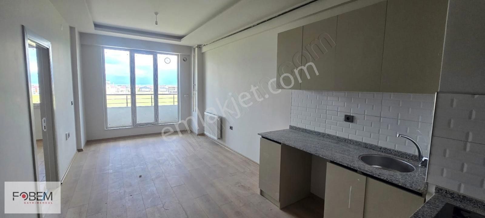 Fobem Gmo'dan Üniversiteye Yakın 1+1 Eşyasız Kiralık Daire
