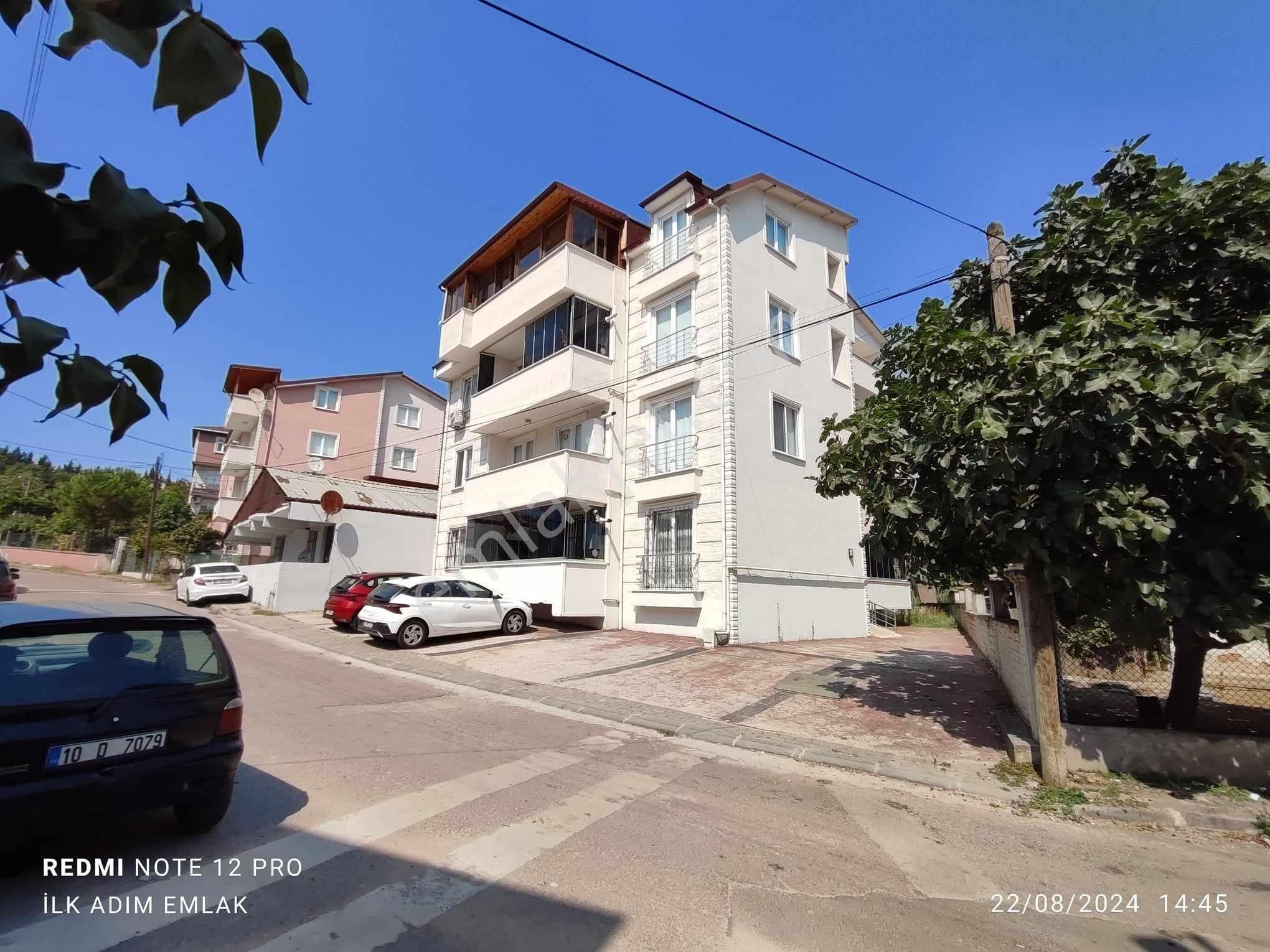 Derince Çınarlı Mah. Satılık 2+1 Krediye Uygun Çatı Dubleks Daire.