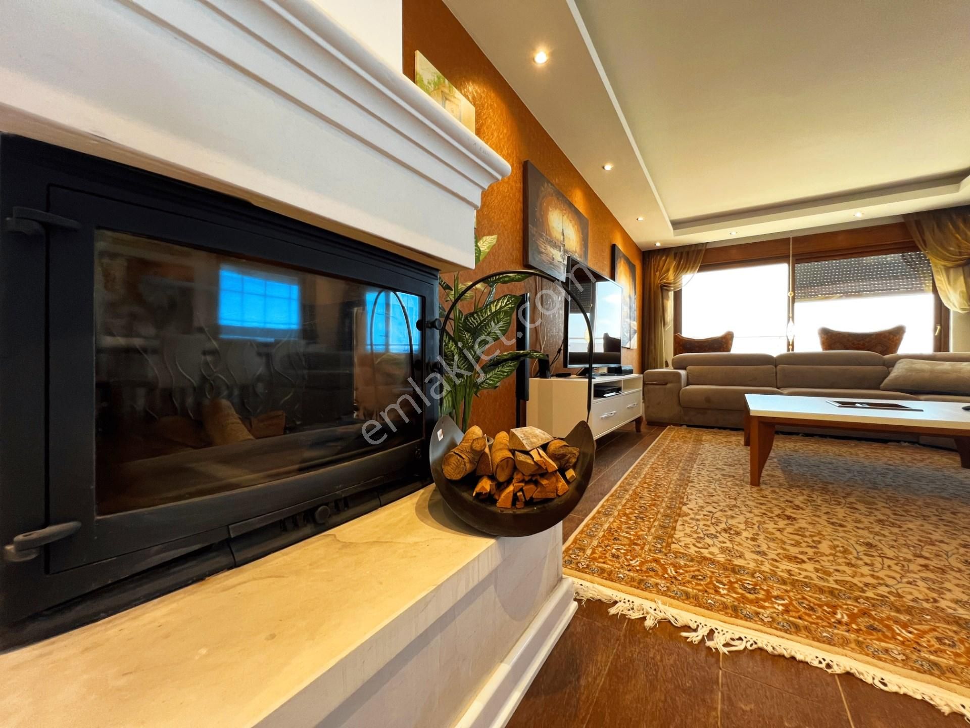 Alanya / Oba – Denize Sıfır Lüks Penthouse!