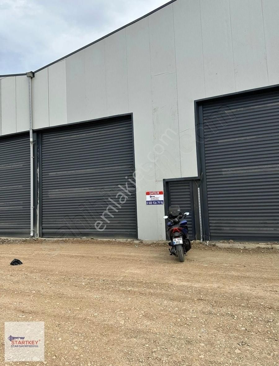 Manisa Turgutlu Fatih Sanayi Sitesin'de Satılık 160m2 Dükkan