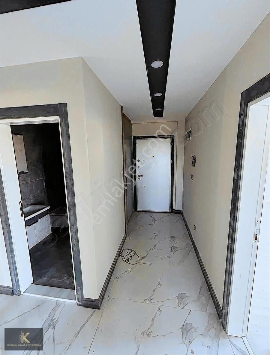 Döşemealtı Yeniköyde Ebeveyn Banyolu 2+1 Satılık Daire