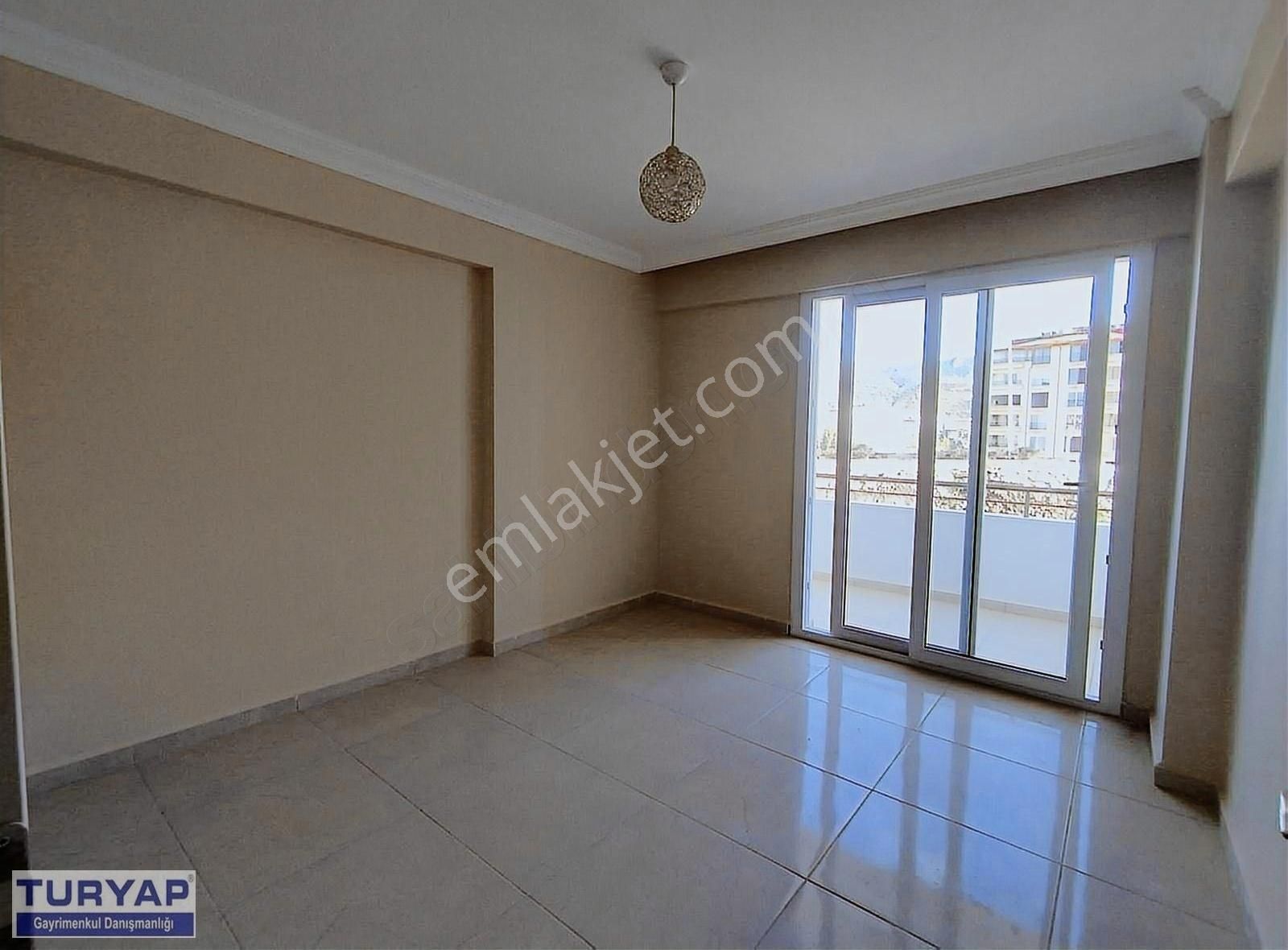Defne Kaymakamlığı Yanı Kiralık 3+1 Daire