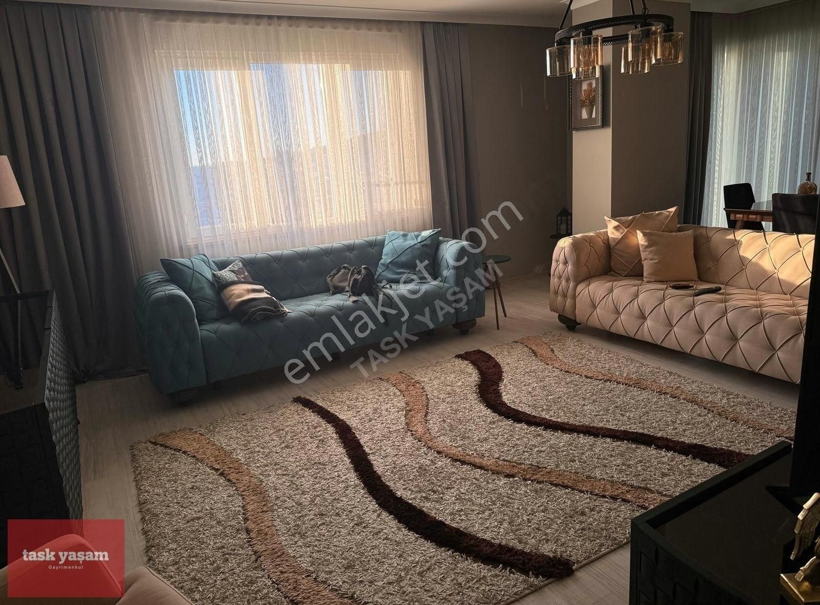Gebze Yeni Bağdat Caddesi Üzerinde 2+1 Arakat Satılık Daire
