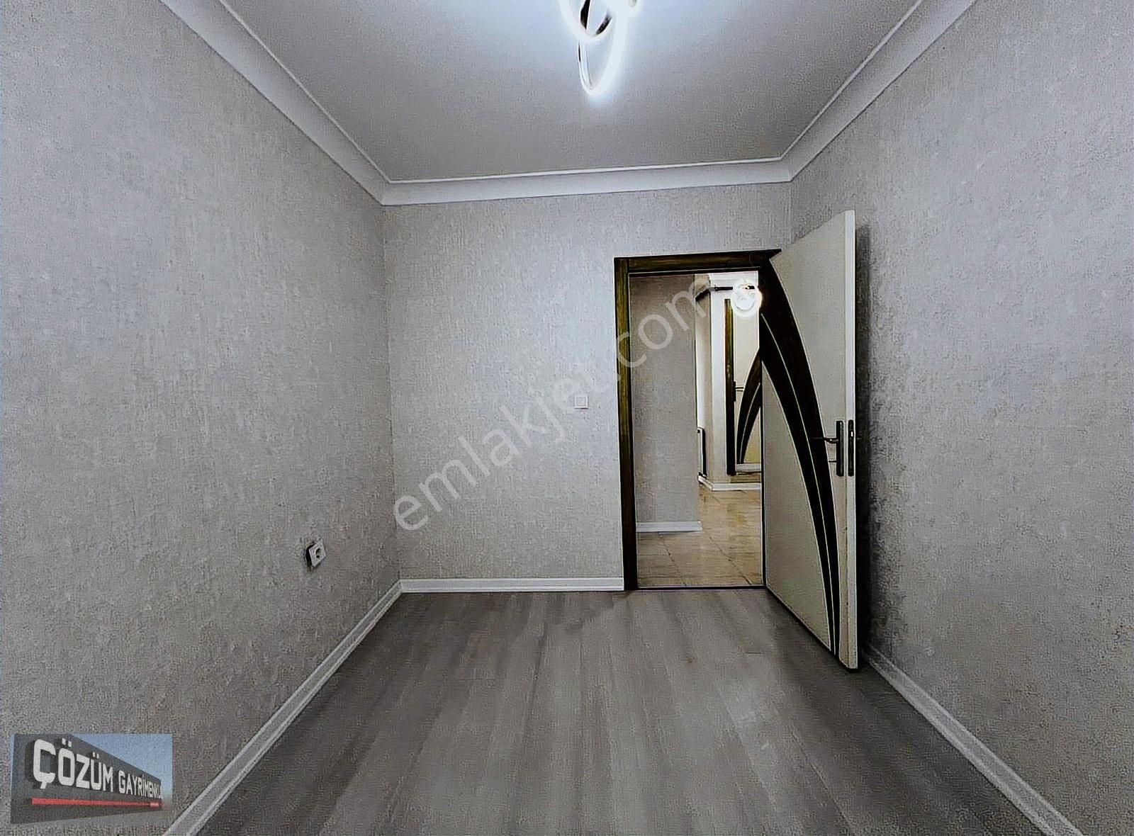 Çözüm'den Fırsat Y.giriş 2+1 Altında Daire Full Yapılı İskanlı.. - Görsel 15