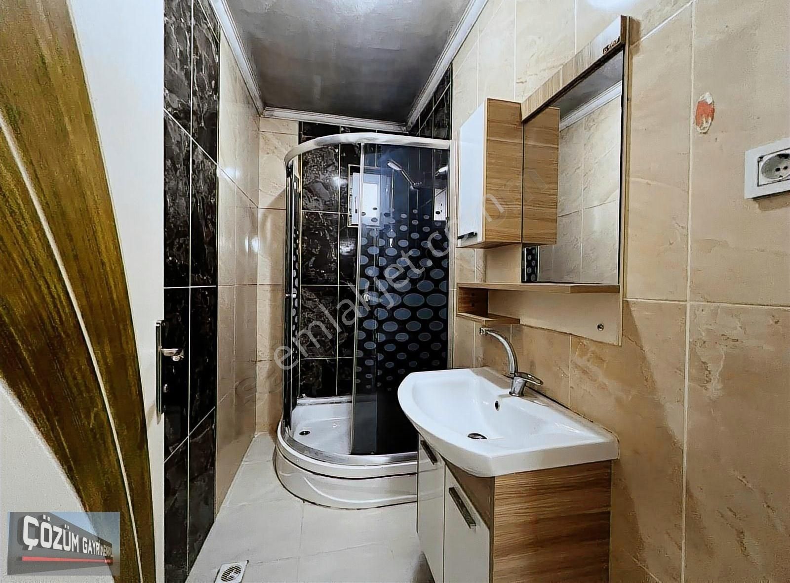 Çözüm'den Fırsat Y.giriş 2+1 Altında Daire Full Yapılı İskanlı.. - Görsel 17