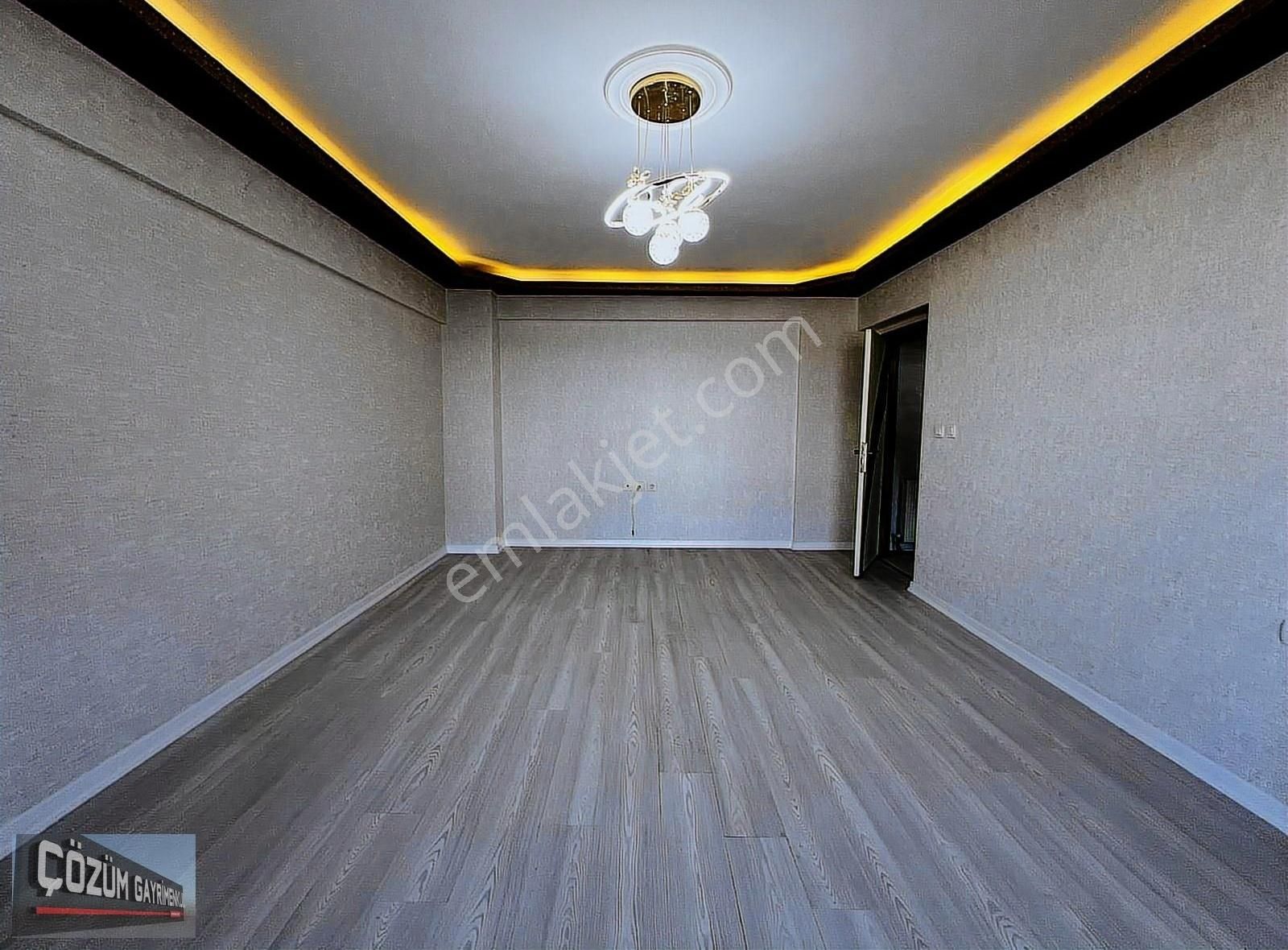 Çözüm'den Fırsat Y.giriş 2+1 Altında Daire Full Yapılı İskanlı.. - Görsel 18