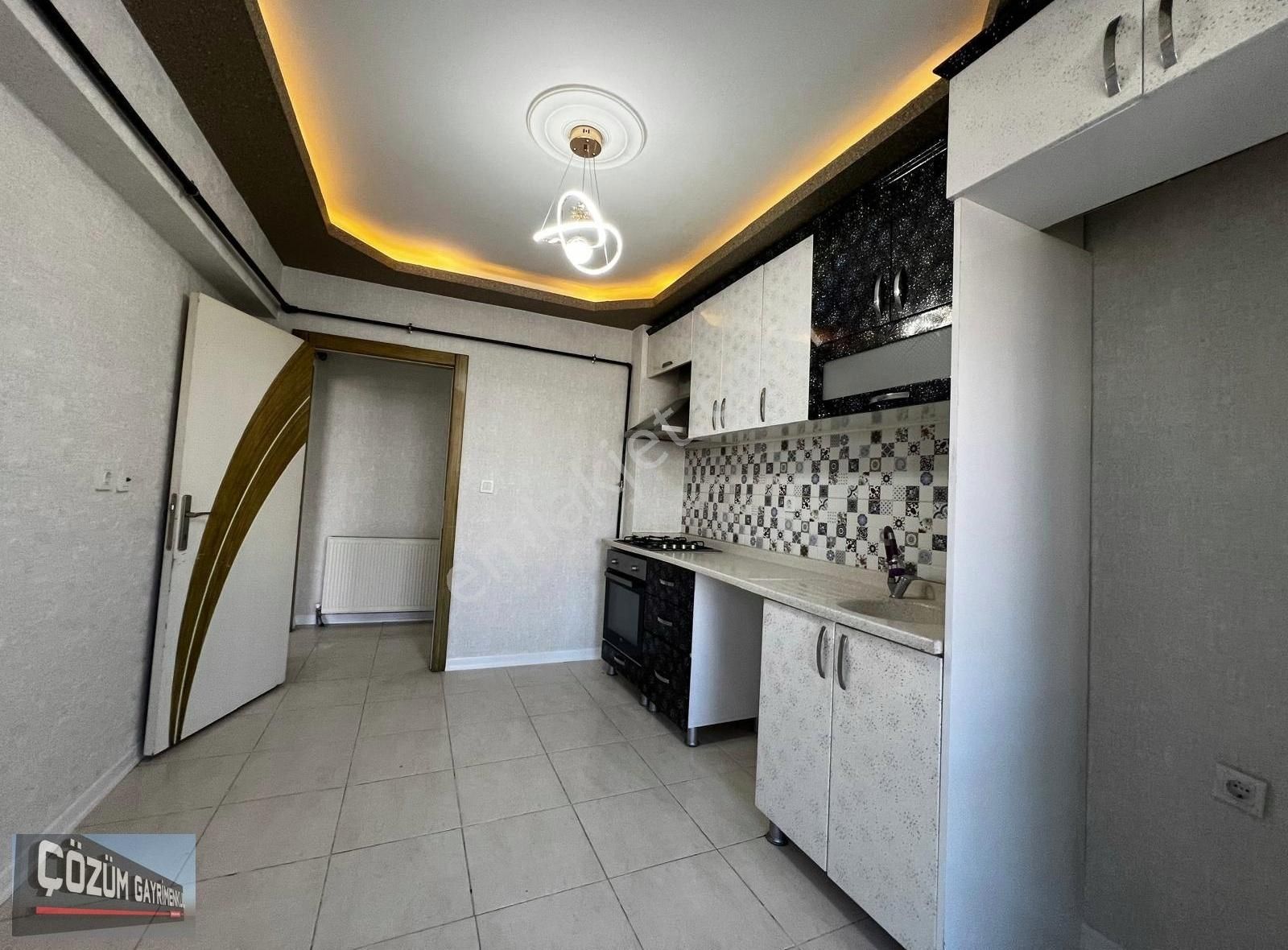 Çözüm'den Fırsat Y.giriş 2+1 Altında Daire Full Yapılı İskanlı.. - Görsel 5