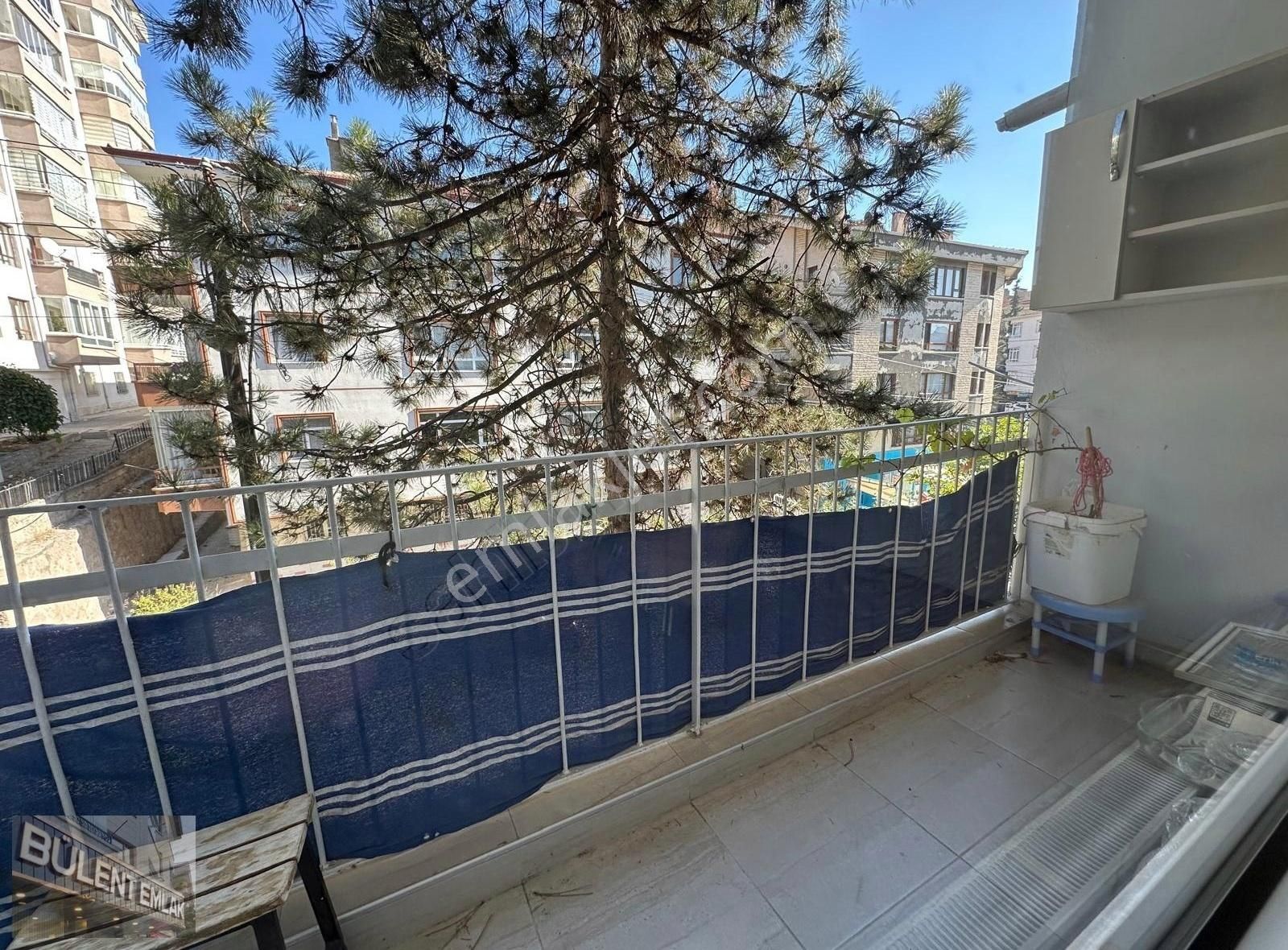 Etlikte Salon Bağımsız Orta Kat 3+1 Ön Cephe