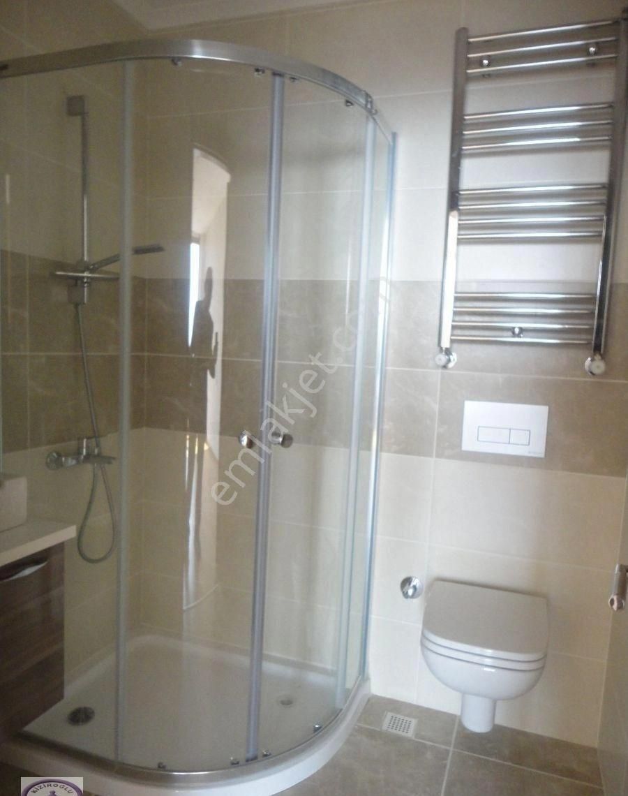 Kartal Metro Yakın Deprem Yönetmelikli Havuzlu Güvenlikli Deniz Manzaralı 2+1 Banyolu İskanlı Daire - Görsel 7