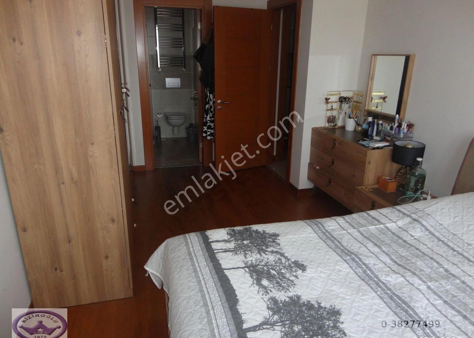 Kartal Metro Yakın Deprem Yönetmelikli Havuzlu Güvenlikli Deniz Manzaralı 2+1 Banyolu İskanlı Daire - Görsel 25