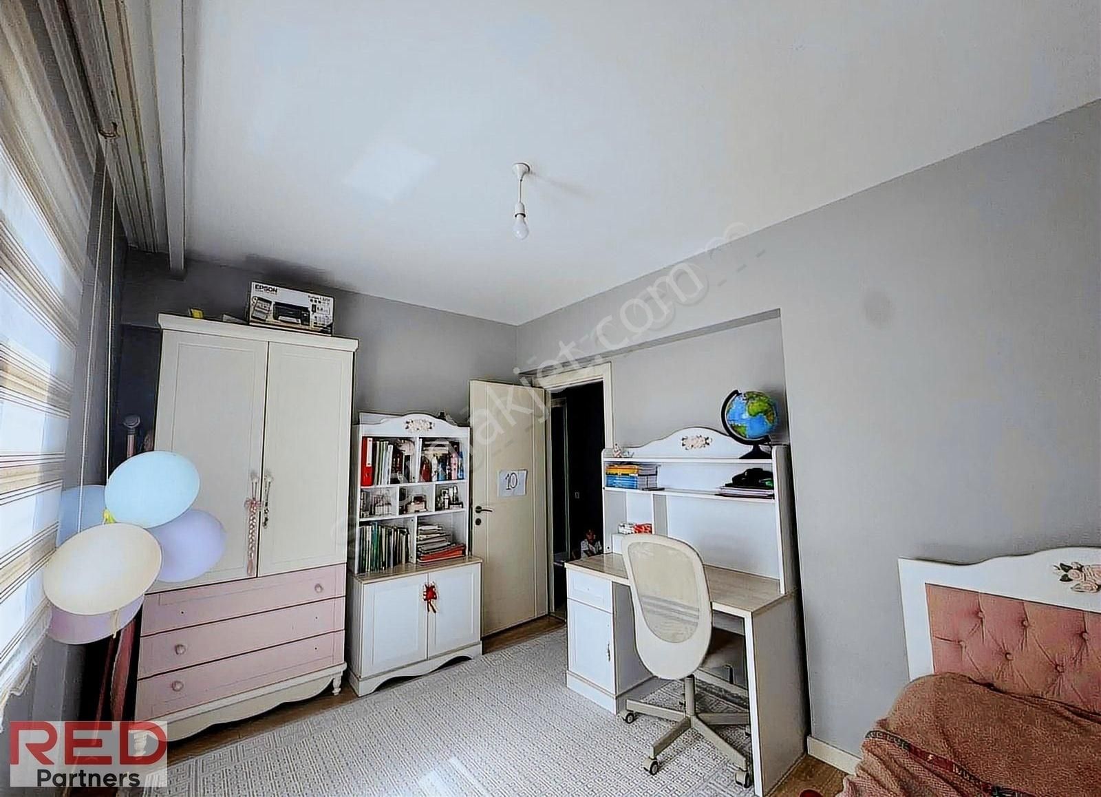 Sinpaş Liva 3 Cepheli Peyzaj Manzaralı Satılık 3,5+1