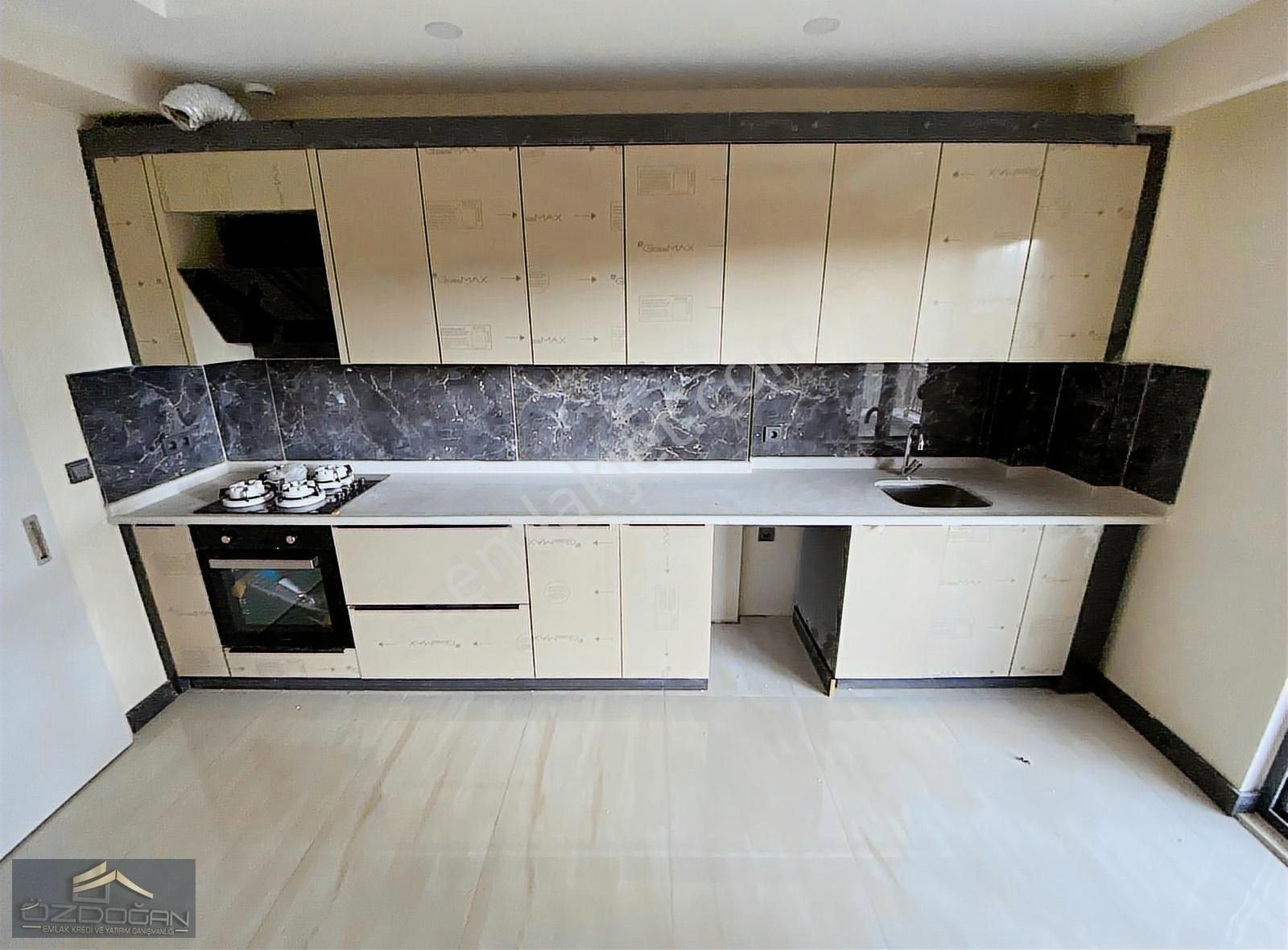 2+1 115 M2 Havuzlu Asansörlü 1.sınıf İşçilik Satılık Daire - Görsel 18