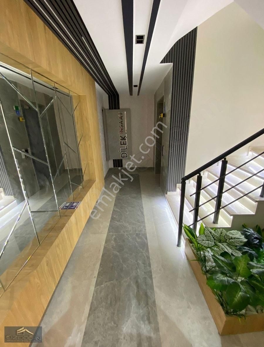 2+1 115 M2 Havuzlu Asansörlü 1.sınıf İşçilik Satılık Daire - Görsel 11