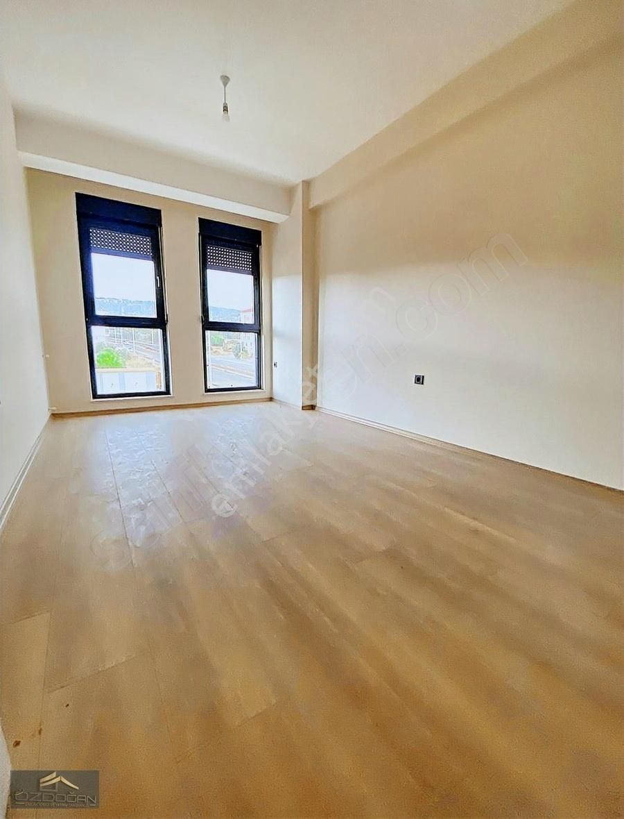 2+1 115 M2 Havuzlu Asansörlü 1.sınıf İşçilik Satılık Daire - Görsel 20