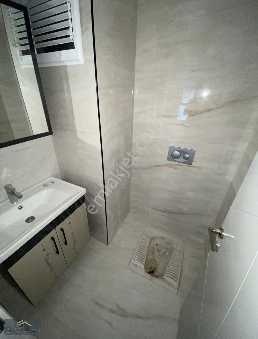 2+1 115 M2 Havuzlu Asansörlü 1.sınıf İşçilik Satılık Daire - Görsel 17