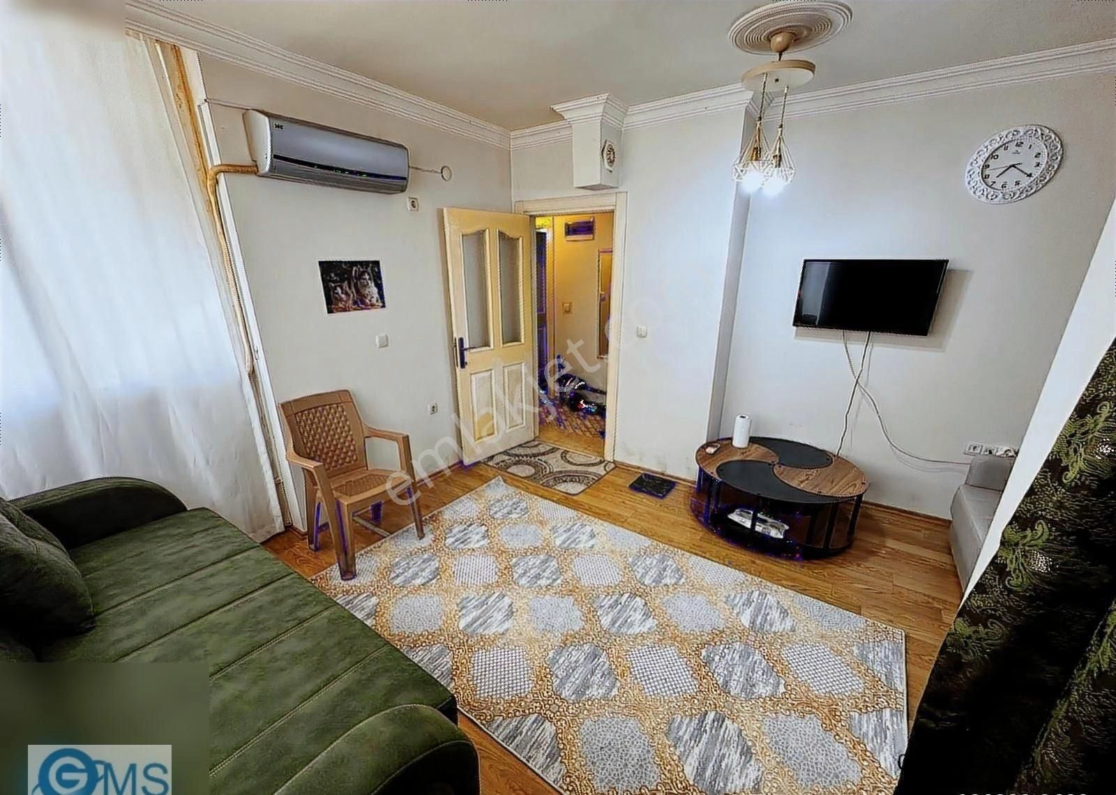 Gündoğdu Mahallesinde Yüksek Giriş 1+1 60m² Ayrı Mutfaklı Eşyalı