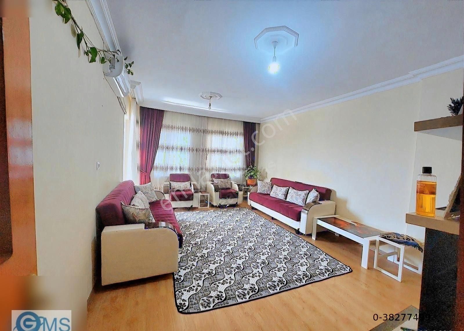 Şelale Mah. 3.katta Asansörlü 3+1 140m² Fırsat Daire