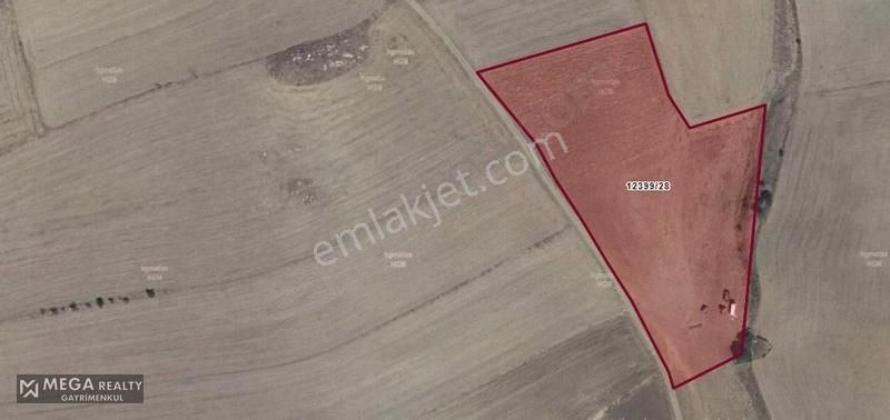 Mega Realty'den Kavacık'ta Yatırım İçin İdeal Satılık Tarla