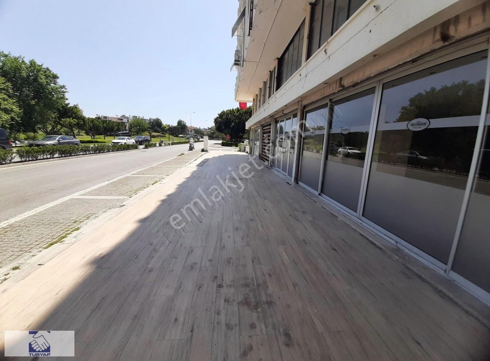 Eskihisar Mahallesin De Irmak Manzaralı Kiralık