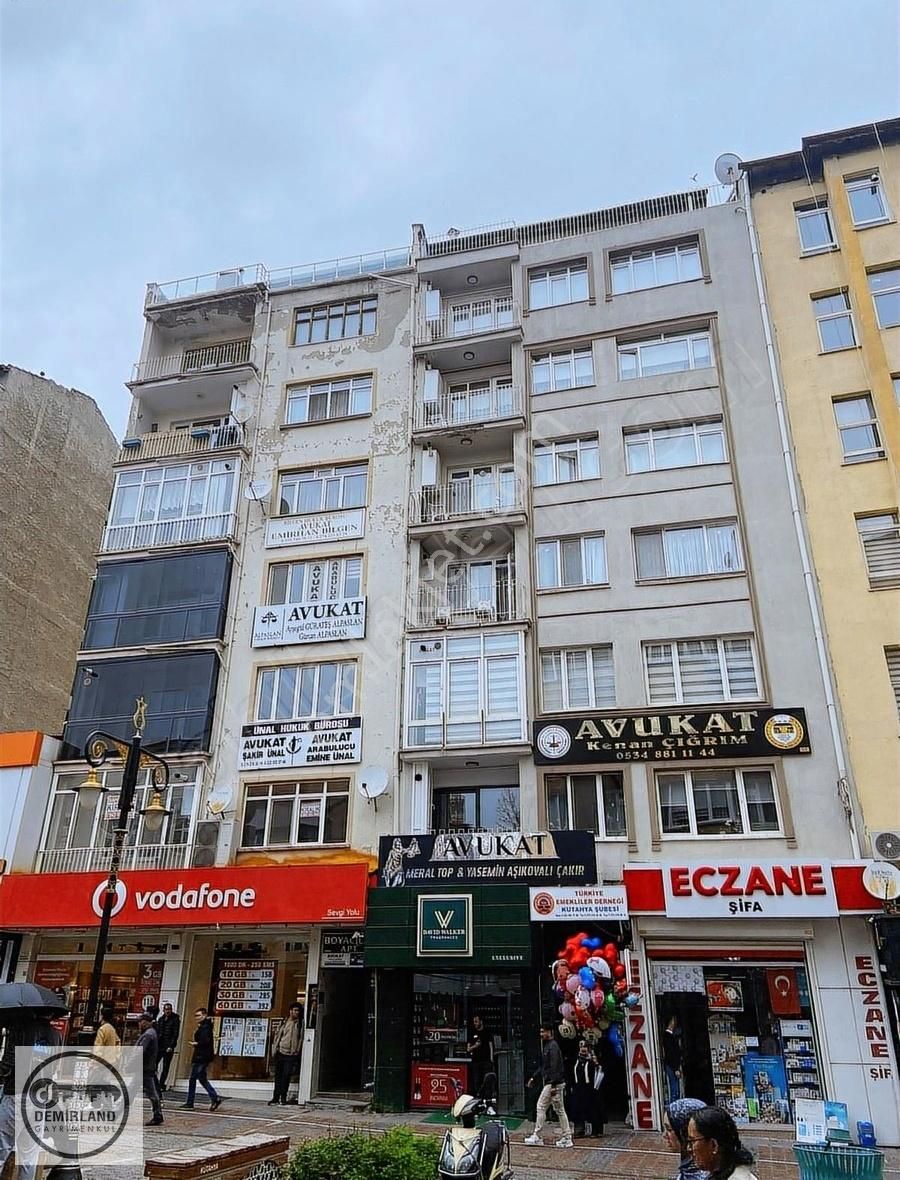 Demirland'dan Kiralık Sevgiyolu'nda Abonelikleri Açık 3+1 Daire