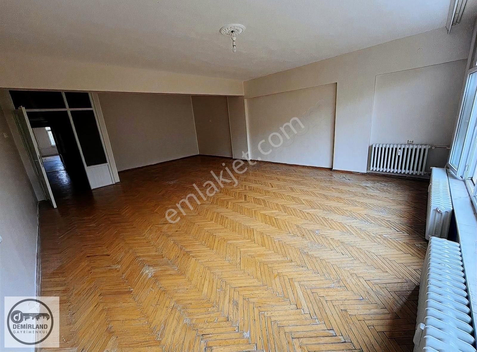 Demirland'dan Satılık Fatih Mahallesinde Bakımlı 3+1 Daire