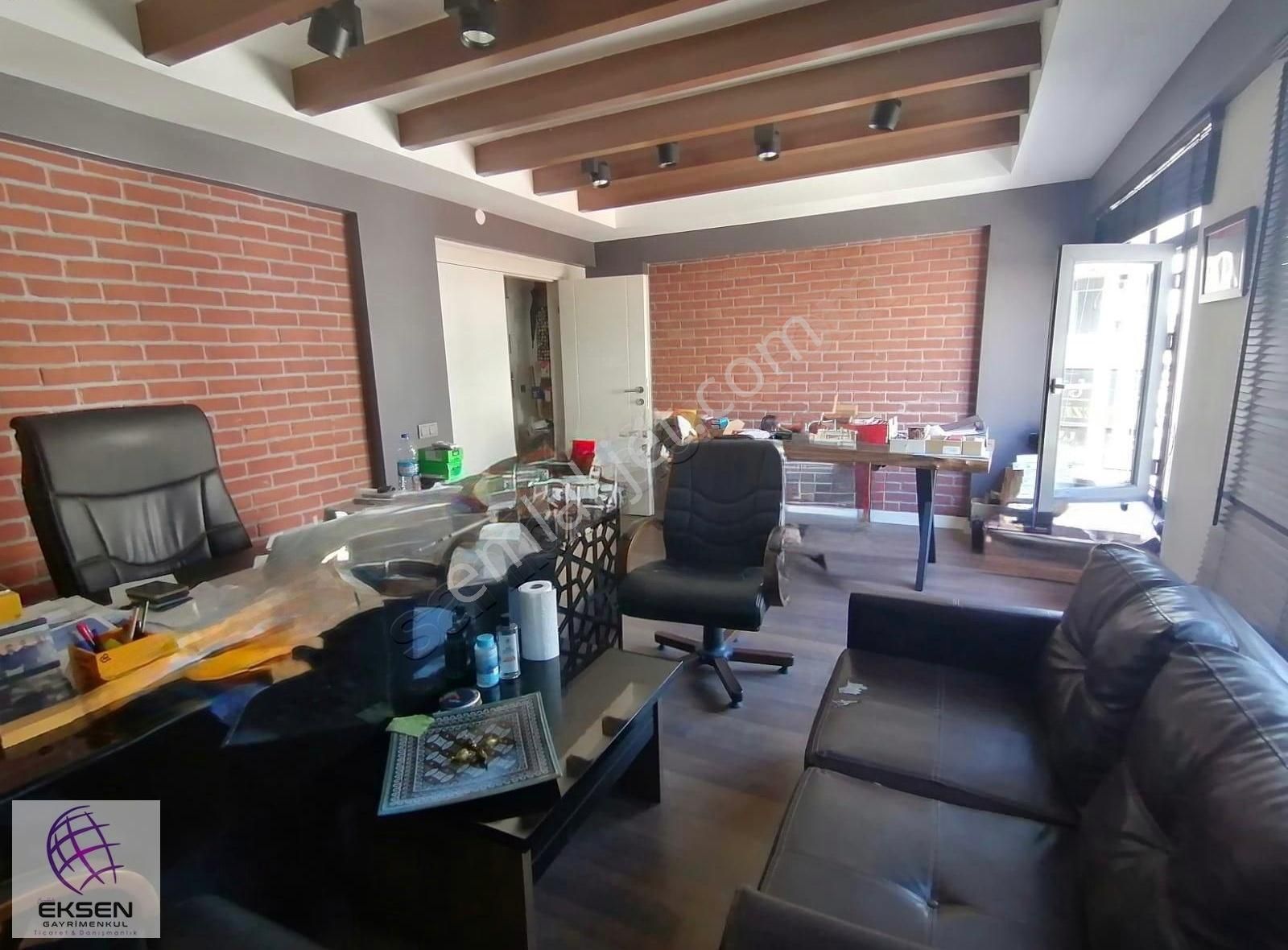 Demircioğlu Caddesi'nde Satılık 2+1 Daire