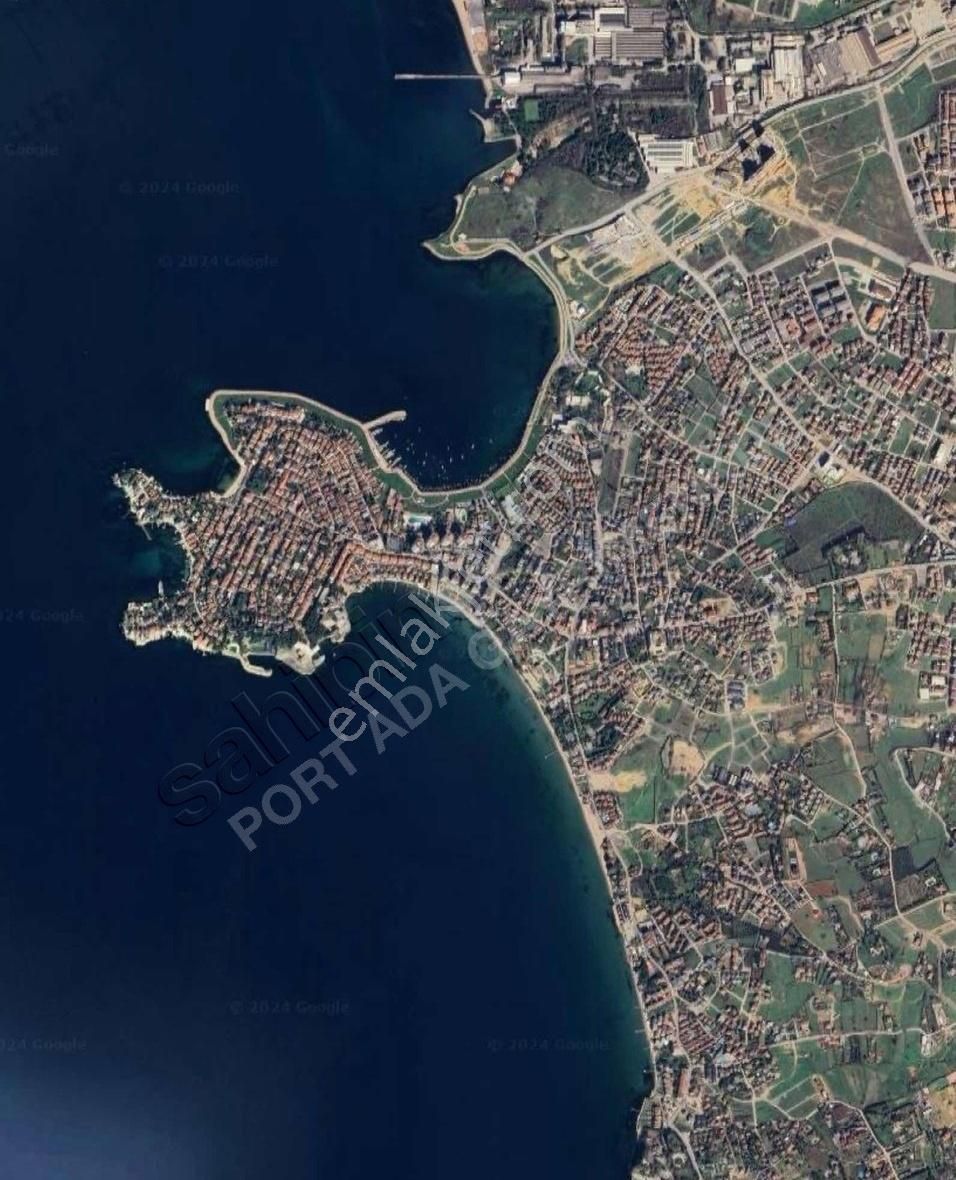Sahile Yakın 2 Villa Yapımına Uygun Tepe Deniz Manzaralı Arsa