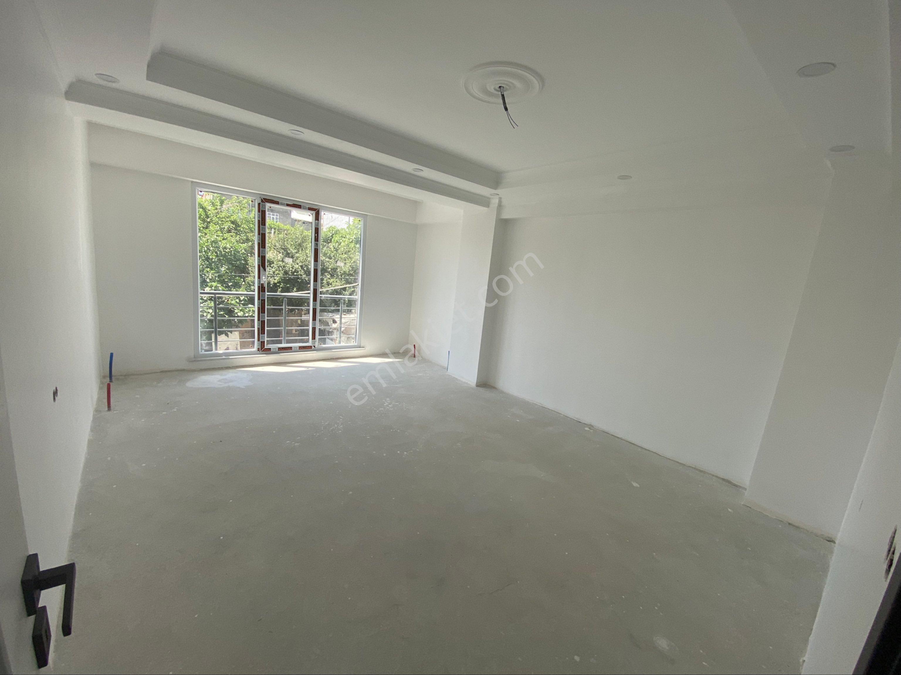 Güvercintepe’de Satılık Arakat 2+1 85m2 Kullanışlı Daire Eray İnşaat Emlak