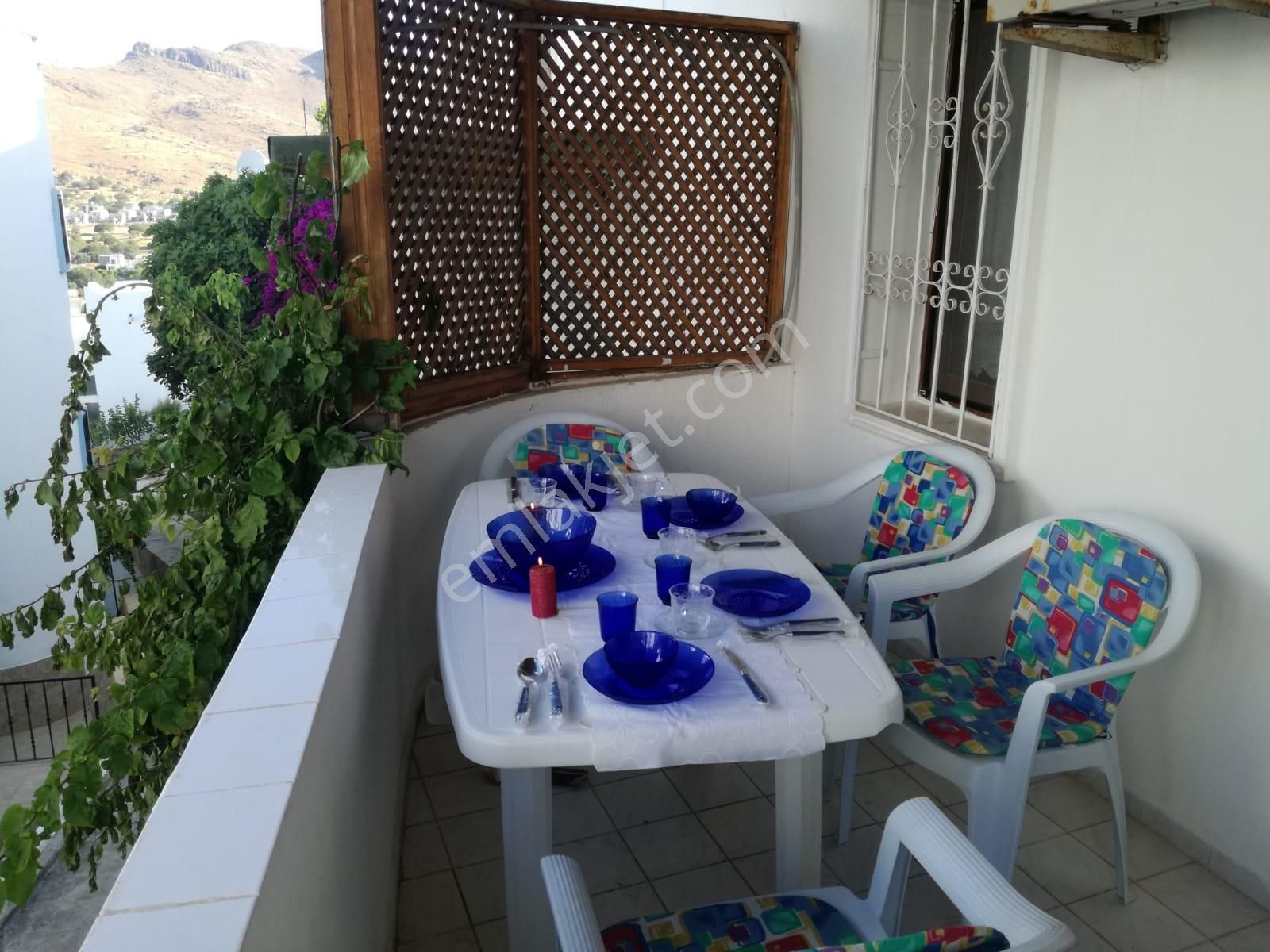 Akyarlarda Suyu Kesilmeyen 2+1 Siteiçi Dubleks Kiralık Yazlık