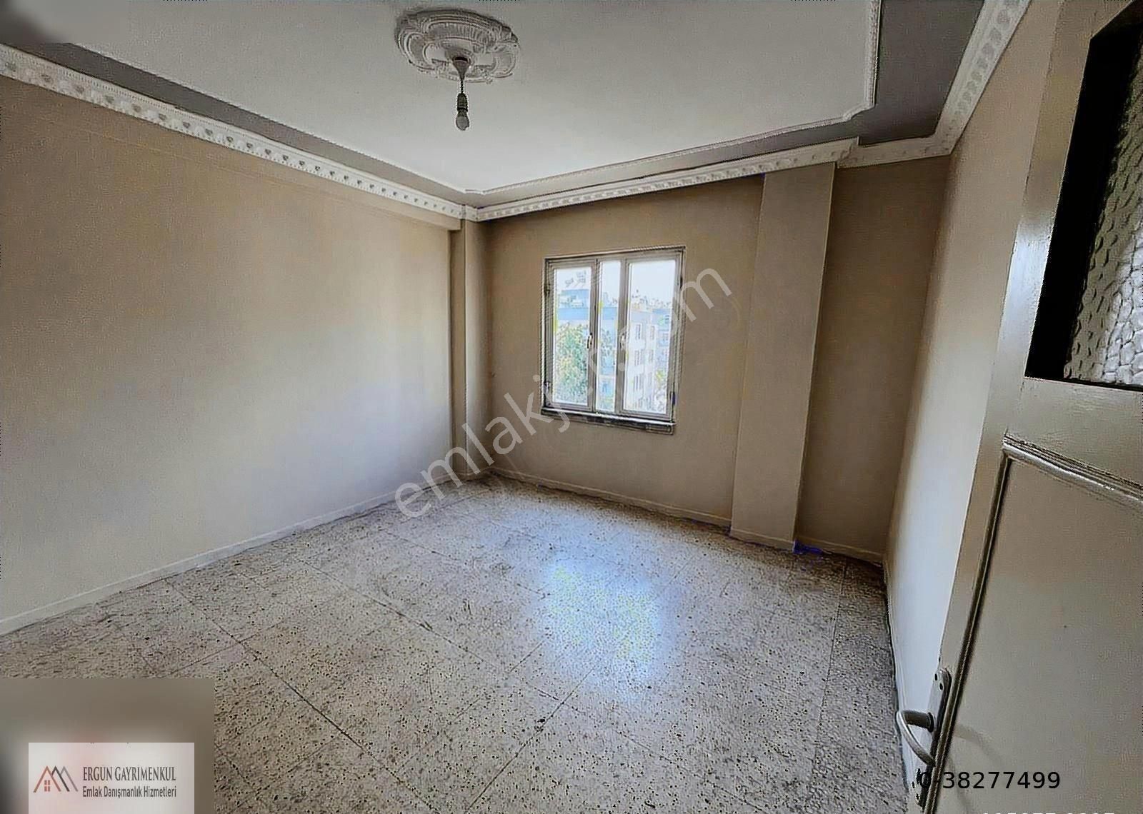 Ergünden Hamidiyede Köşe Başı Satılık 3+1 Daire