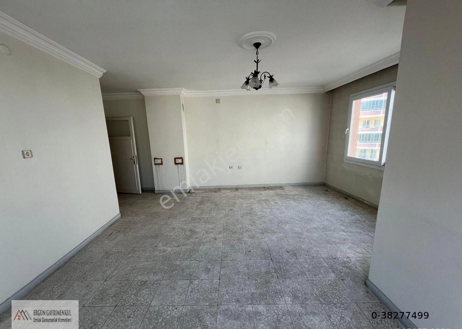 Ergünden Hürriyette Sitede Fırsatlık Satılık Asansörlü 3+1 Daire