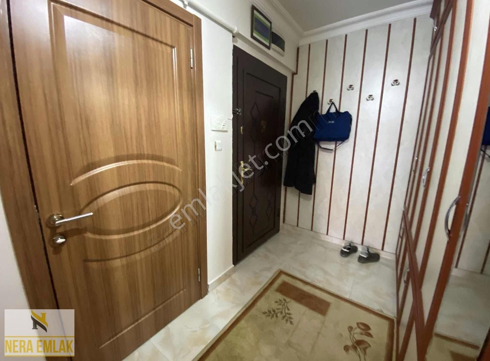 Yayla'da Ana Cadde Üzeri Katta Yapılı Asansör 3+1