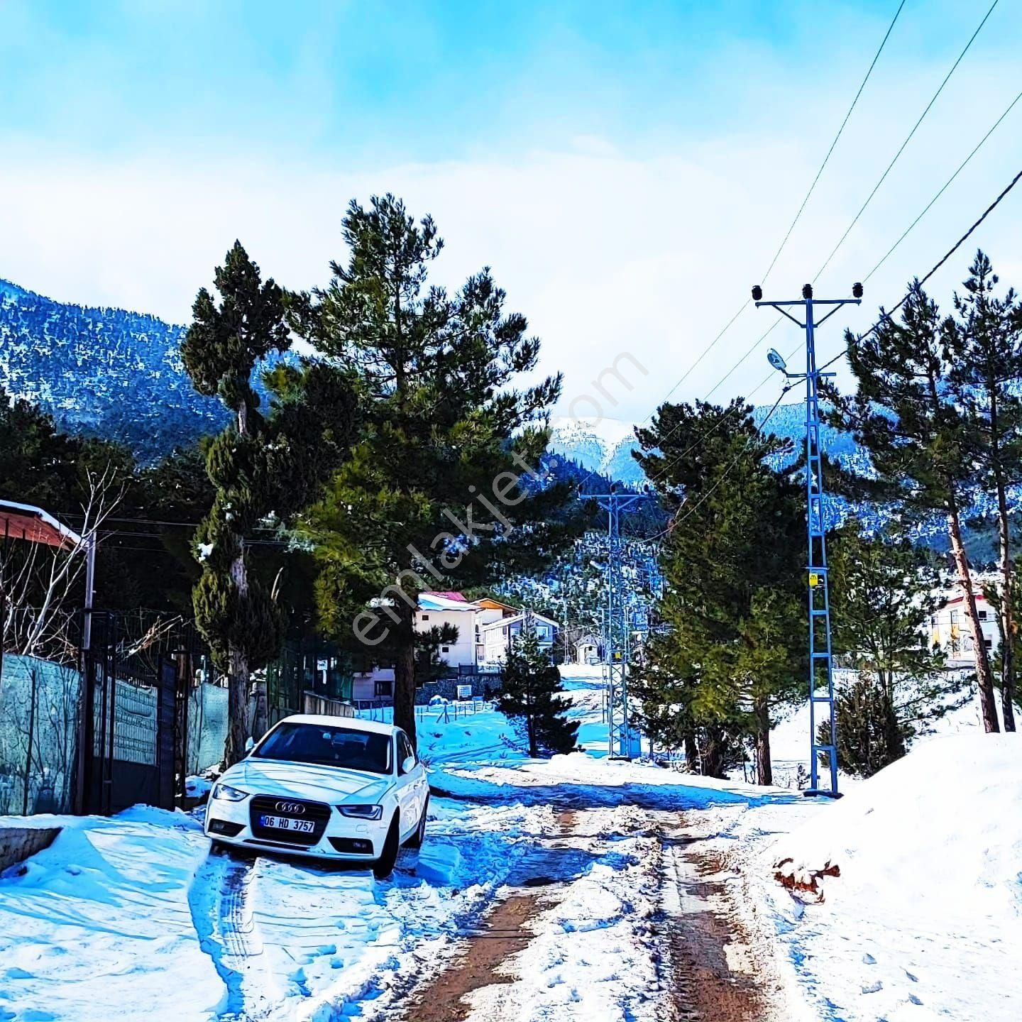 Pozantı Pozantı Yeni Konacık Kırıntı Mevkiinde Satılık Arsa
