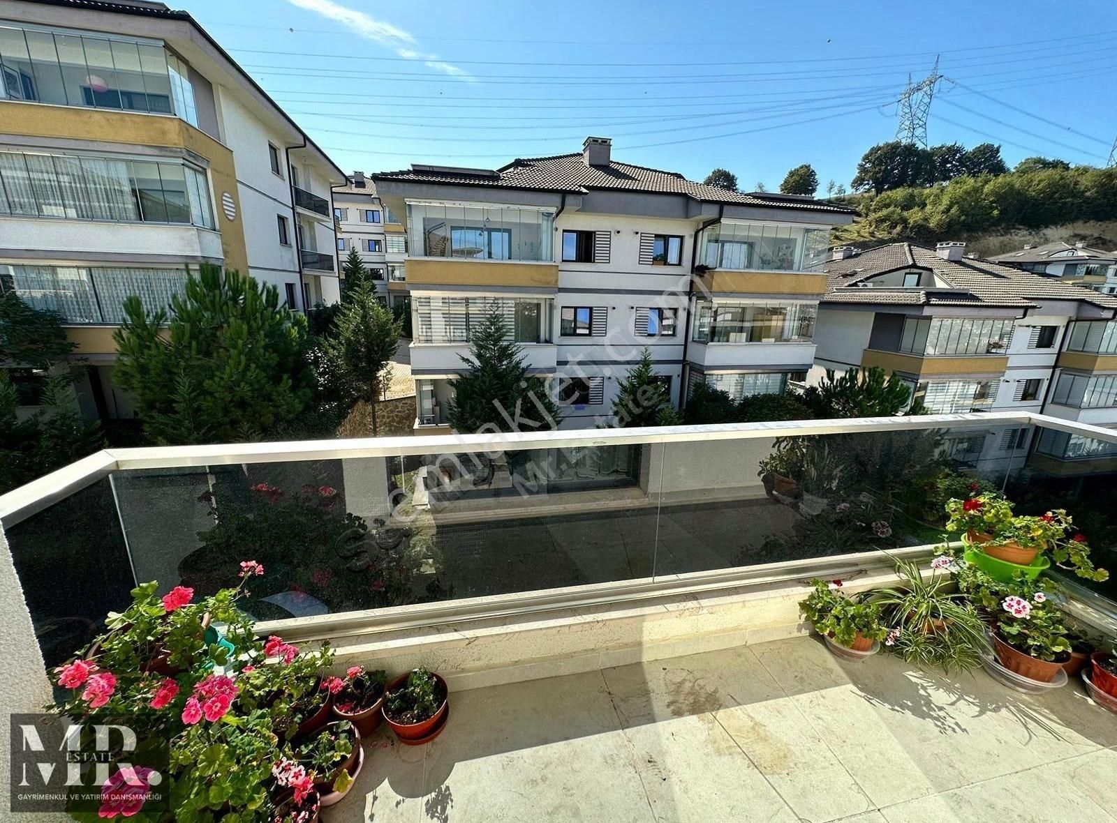 Mr.estate - Fırsat !! 280 M2 5+1 Site İçerisinde Şehir Manzaralı